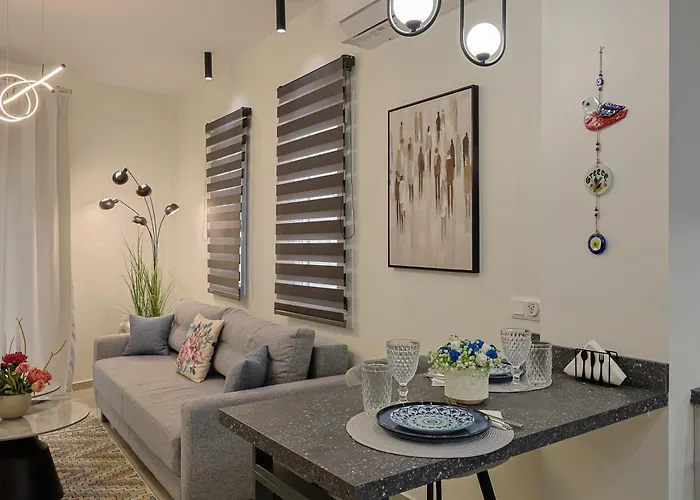 Omega 公寓 卡泰里尼